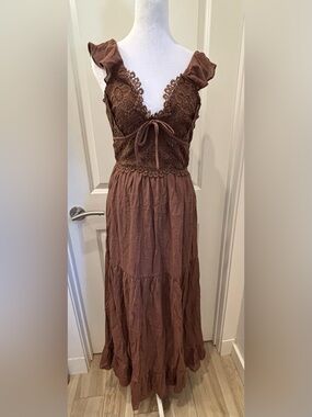 NWT Palm & Flower Brown Crochet Lace Maxi Dress with Ruffle Straps - S